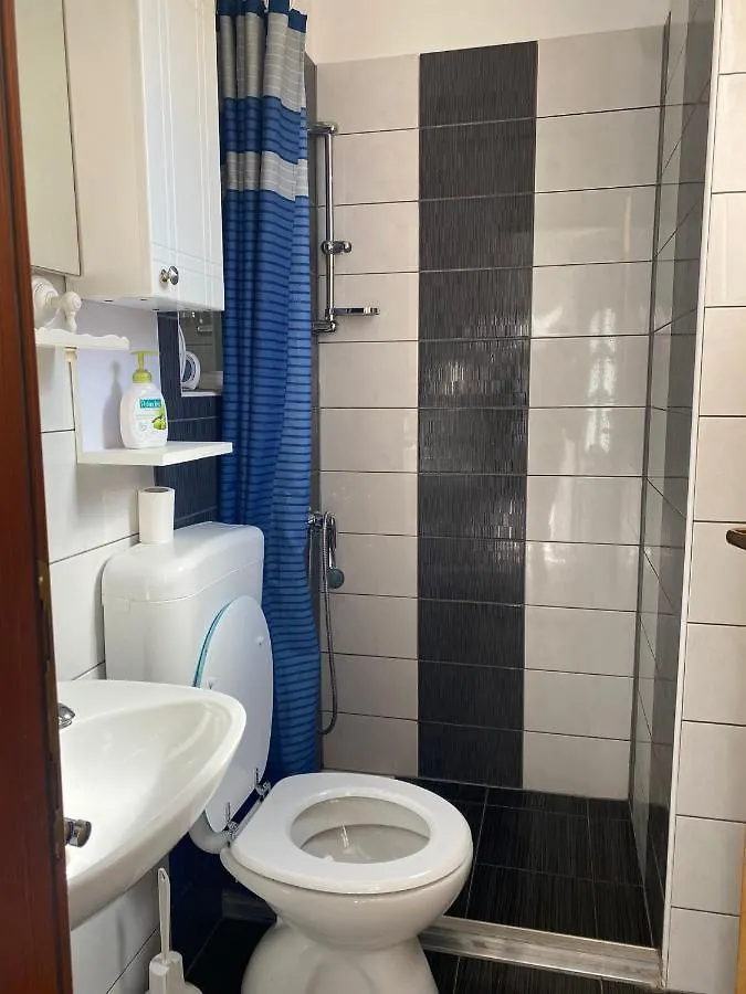 Studio Apartment Elsa Galižana